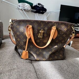 Louis Vuitton tote